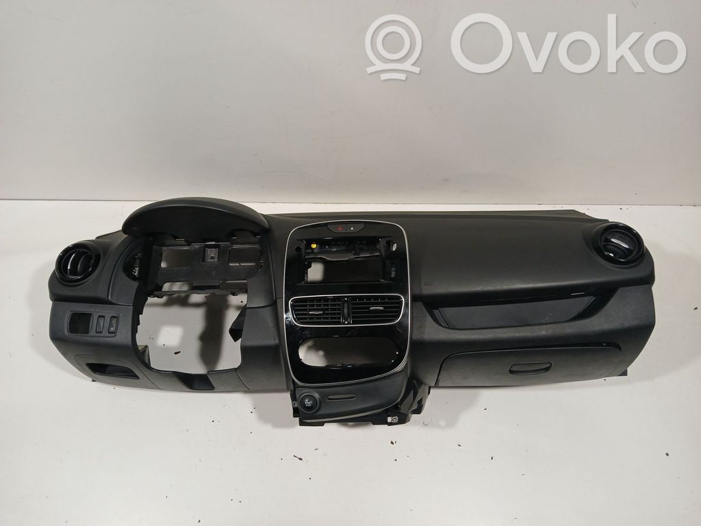 Renault Clio IV Panelė 