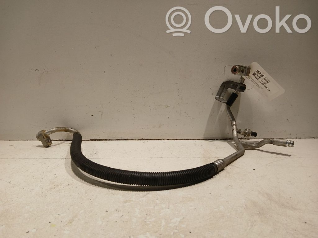 Ilmastointilaitteen putki (A/C)   2439024
