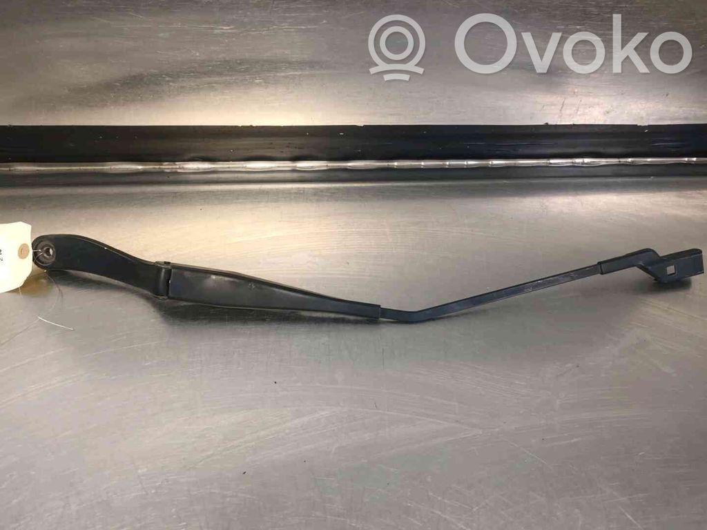 Opel Combo C Front wiper blade arm 