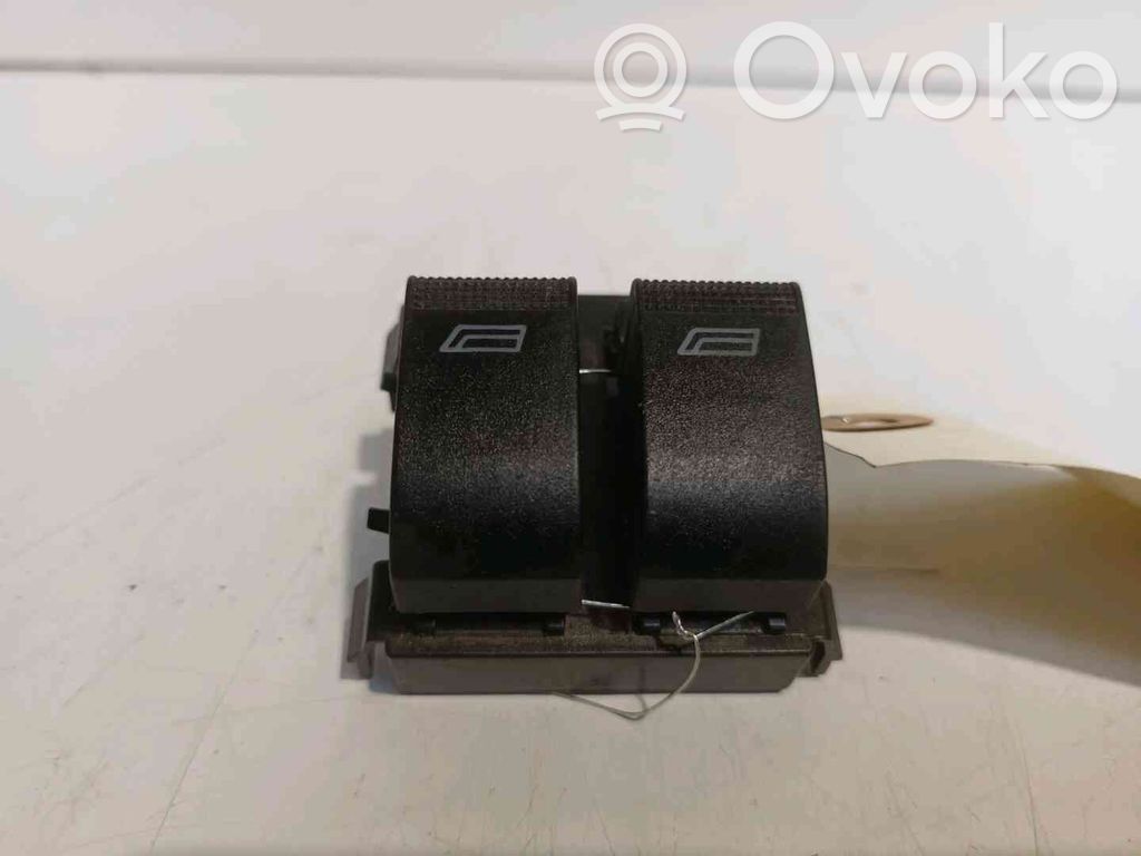 Audi A3 S3 8L Electric window control switch 