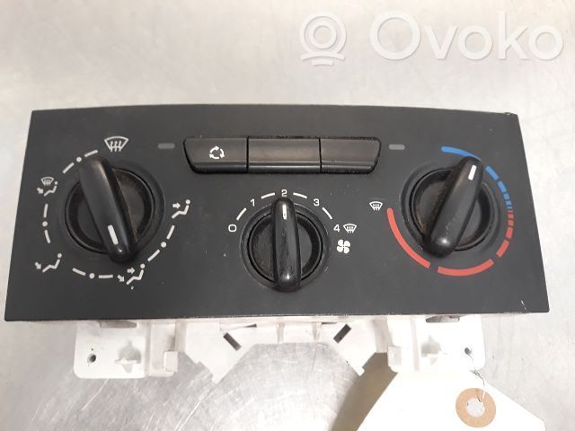 Peugeot Expert Climate control unit 