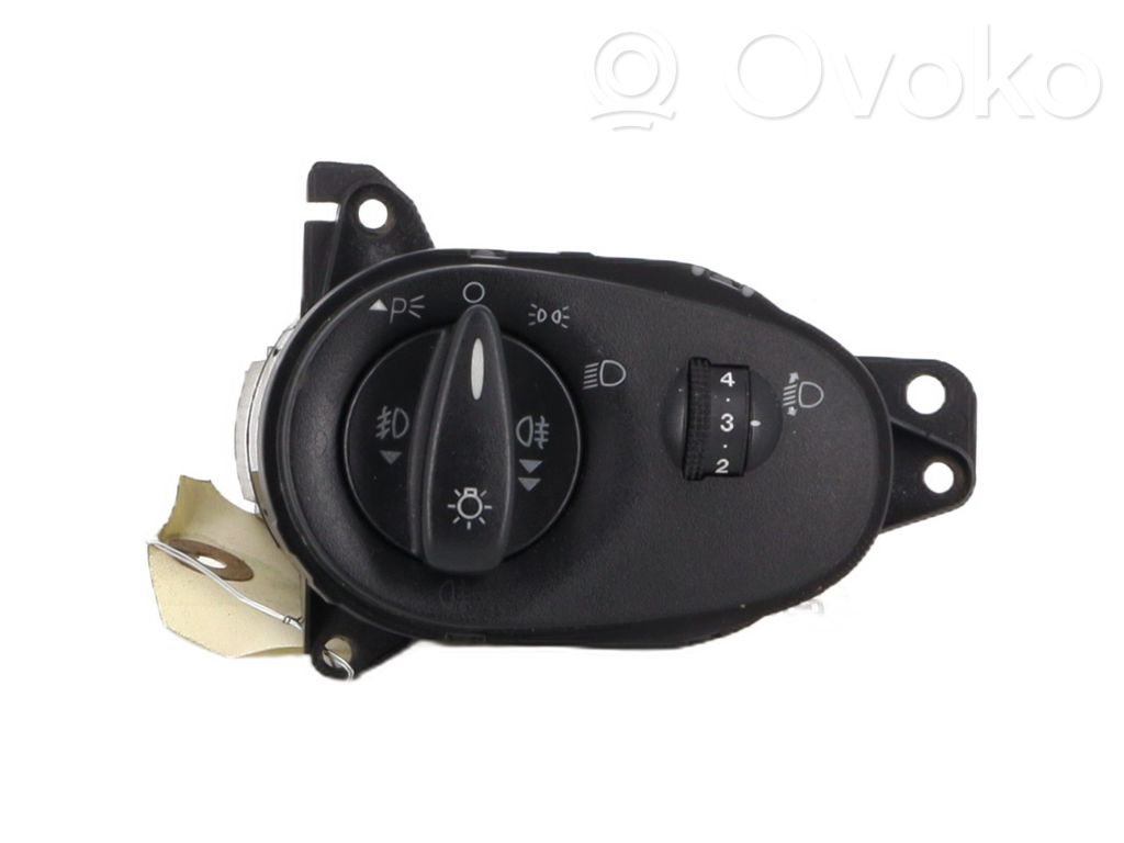 Ford Focus Light switch 