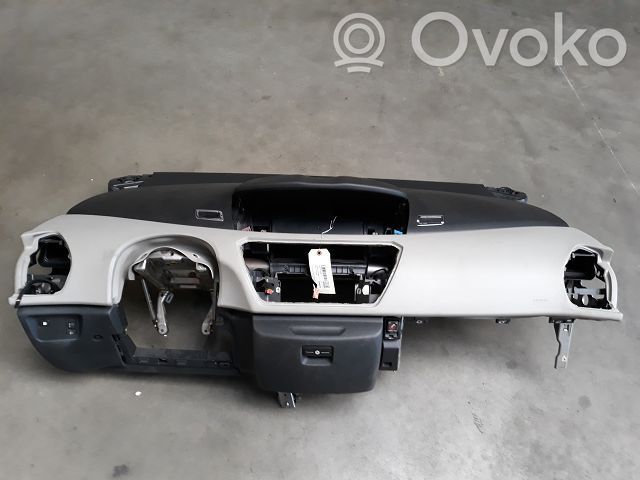 Panelė   8231FT