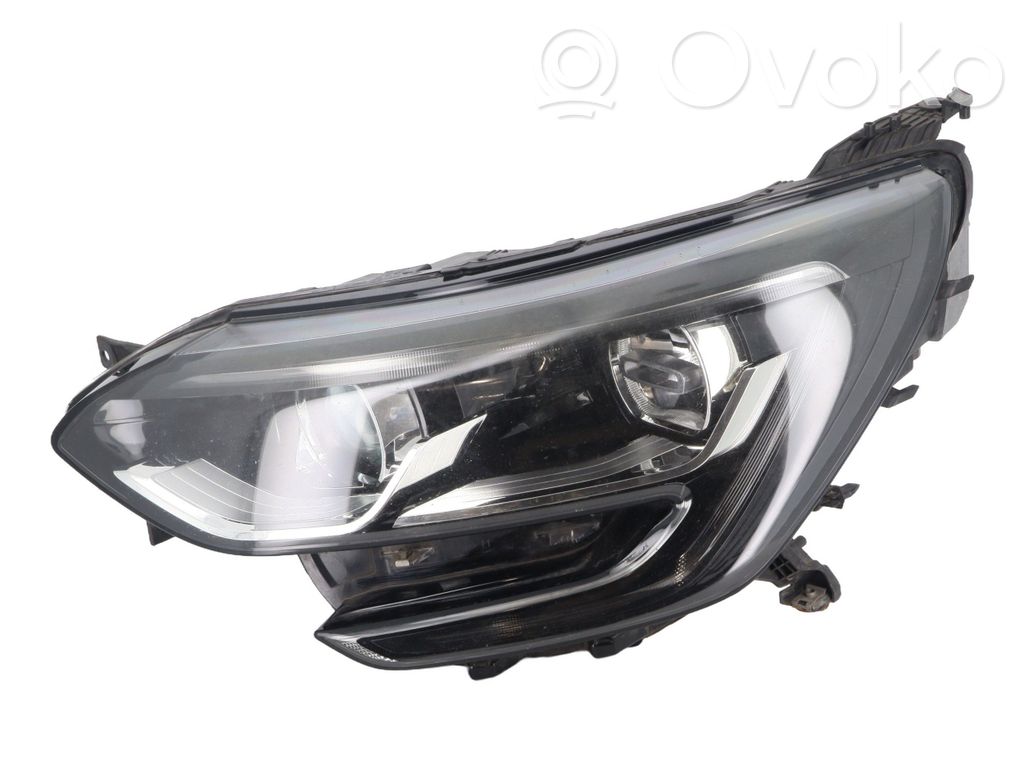 Renault Megane IV Phare frontale 