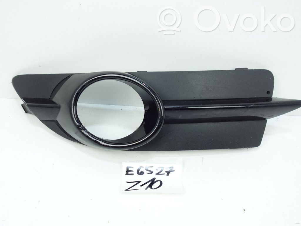 Etusumuvalon ritilä   1Q0853665B,1Q0853665B,1Q0854661B