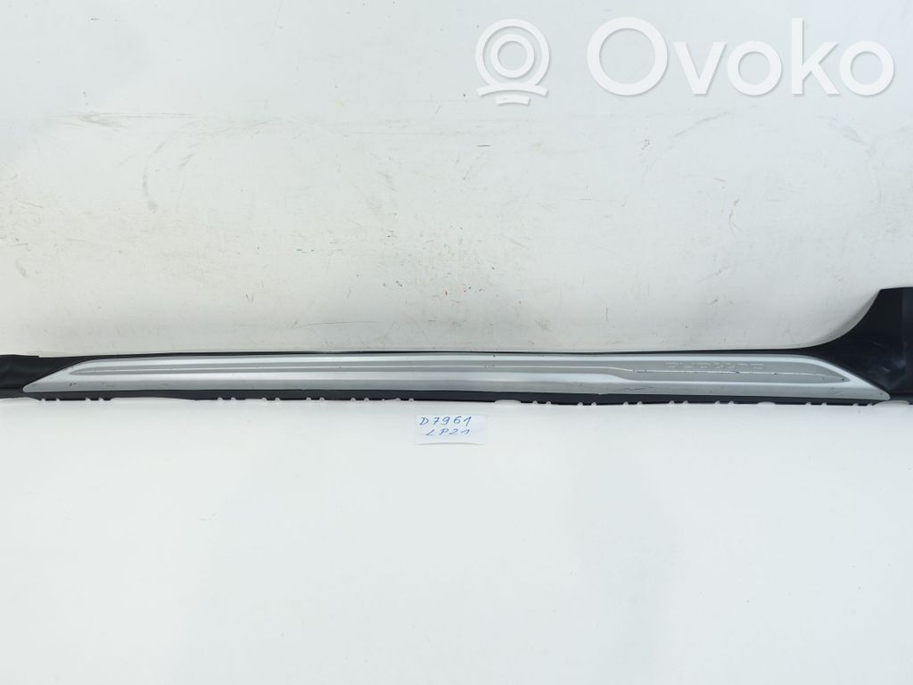 Slenkstis   8W9853855H