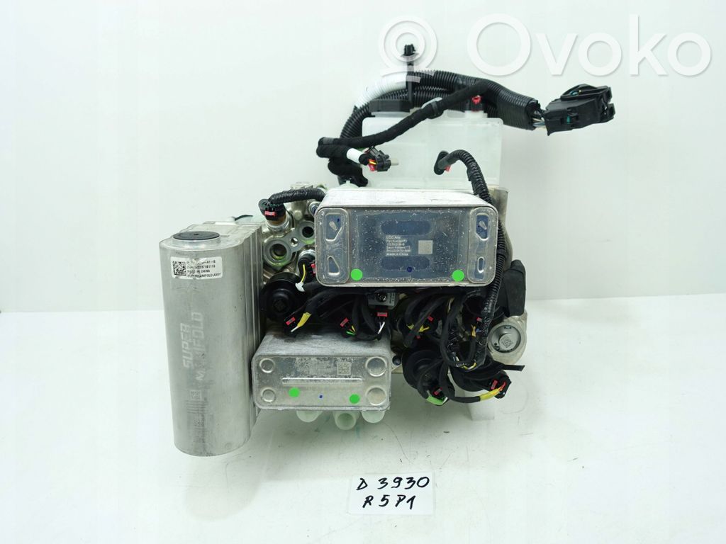 Tesla Model S Water pump 
