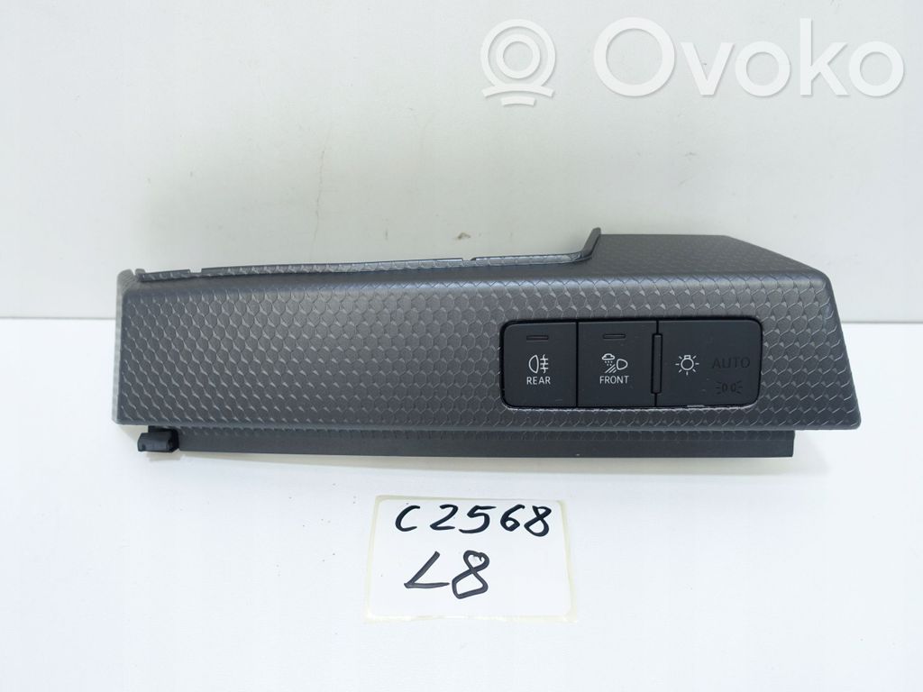 Dashboard glove box trim   82C853189,82C853189