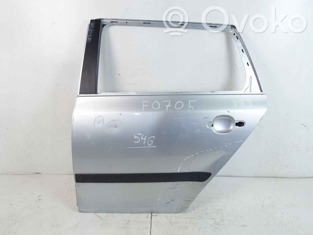 Puerta trasera   5J9833311