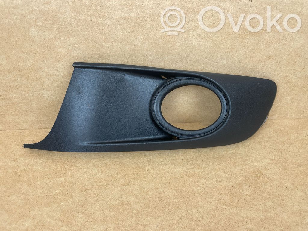 Volkswagen Touran II Grilă/ornament proiector ceață față 