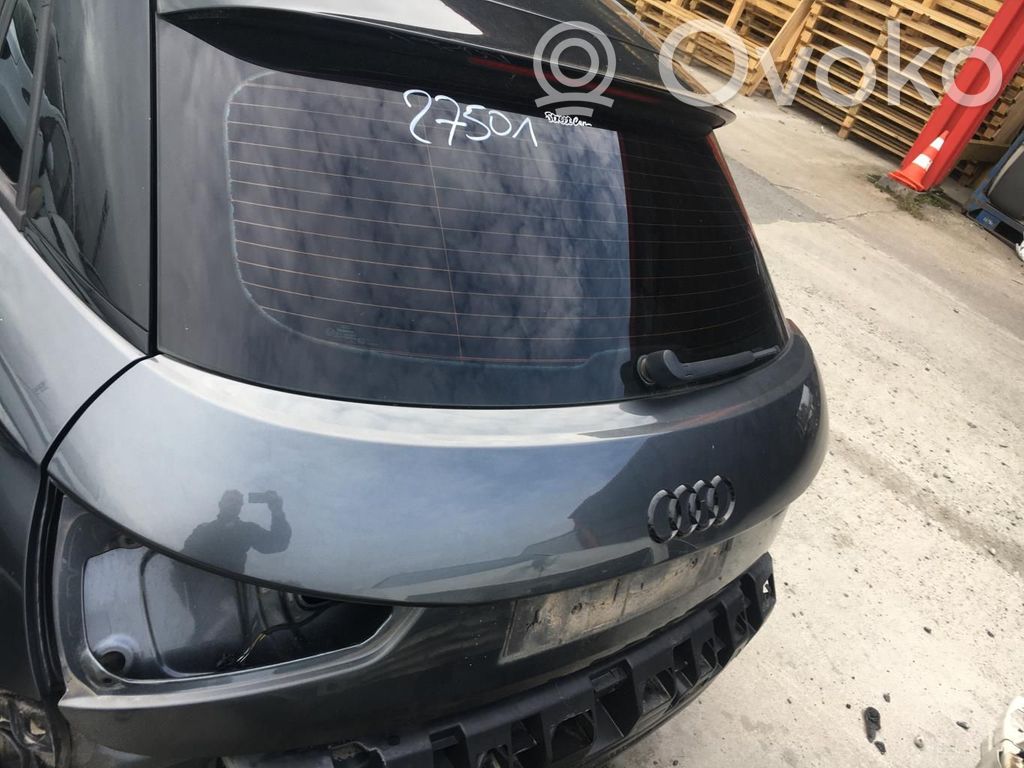 Audi A1 Cinturón trasero 