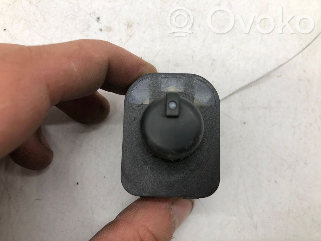 Audi A3 S3 A3 Sportback 8P Wing mirror switch 