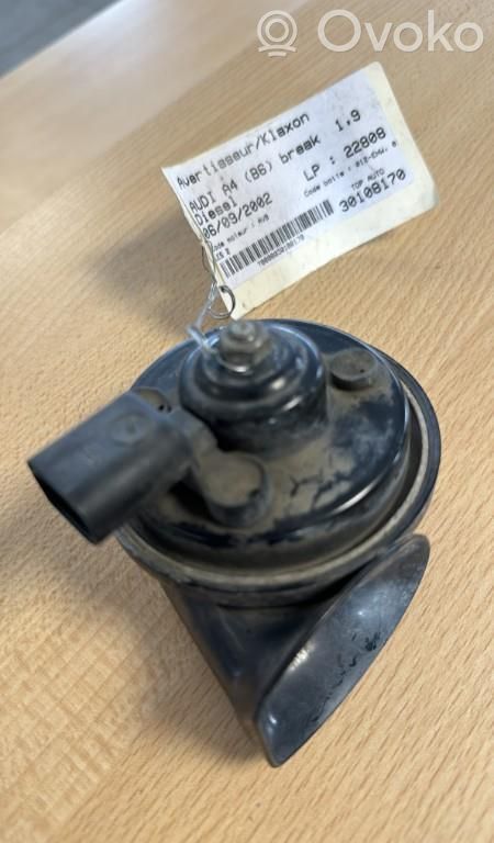 Audi A4 S4 B6 8E 8H Äänimerkkilaite 