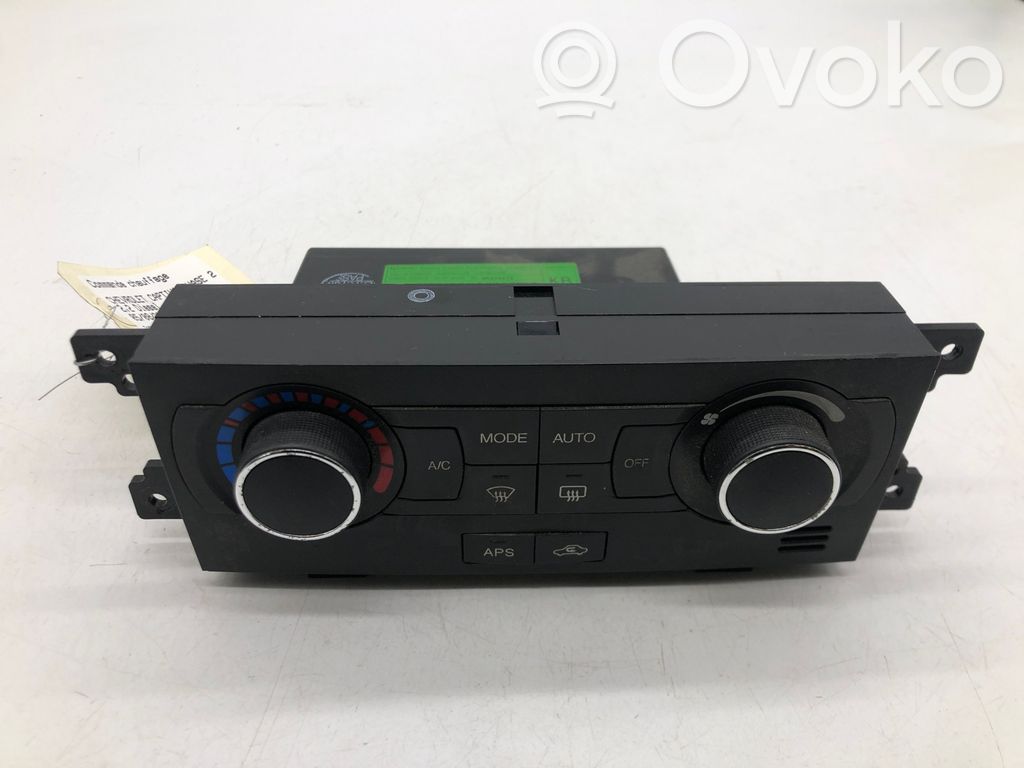 Chevrolet Captiva Climate control unit 