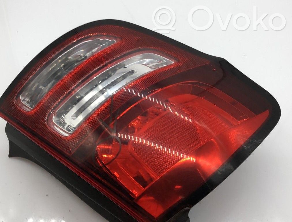 Citroen C3 Galinis žibintas kėbule 