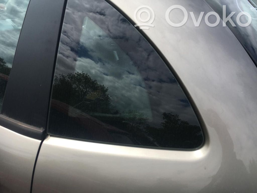 Citroen C3 Rear side window 
