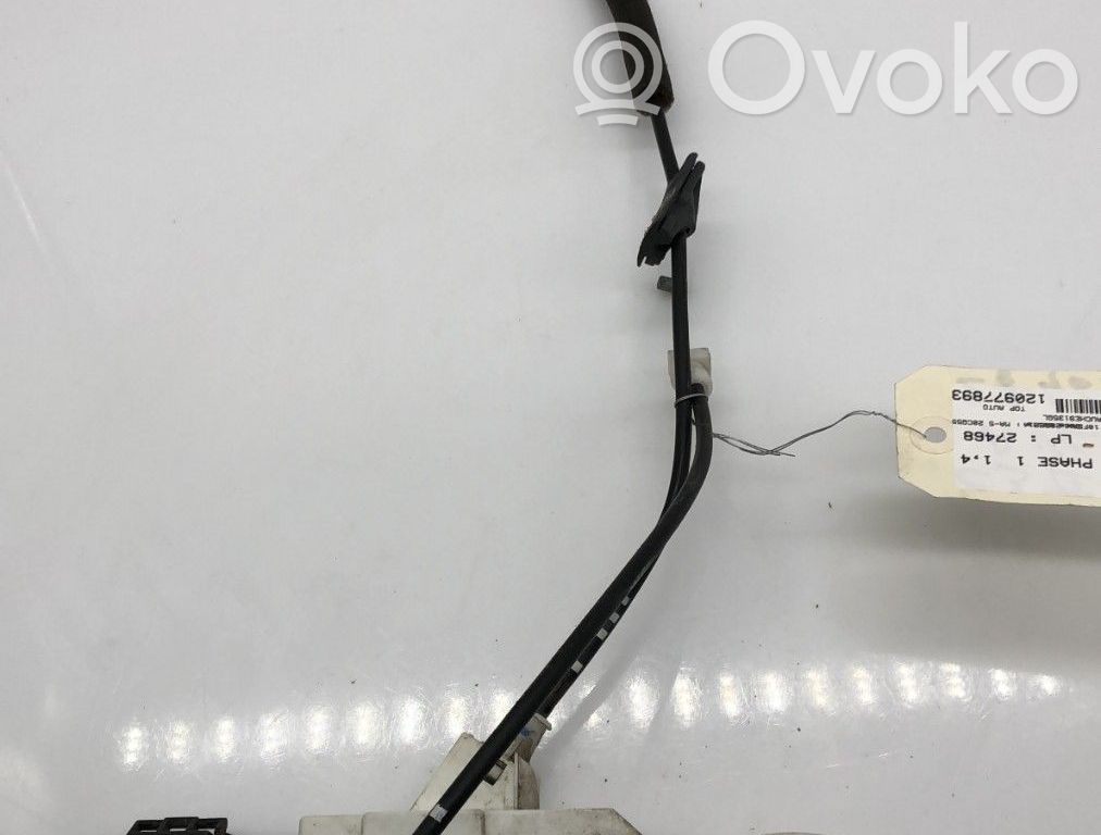 Citroen C3 Front door lock 