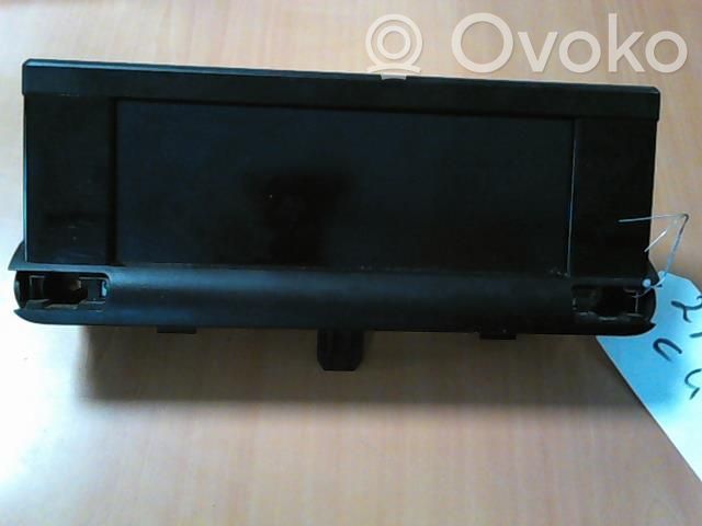 Citroen C4 Cactus Speedometer (instrument cluster) 