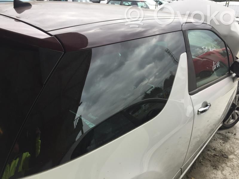 Citroen DS3 Rear side window 