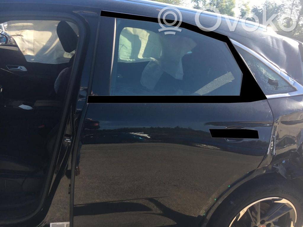 DS Automobiles 7 Crossback Puerta trasera 