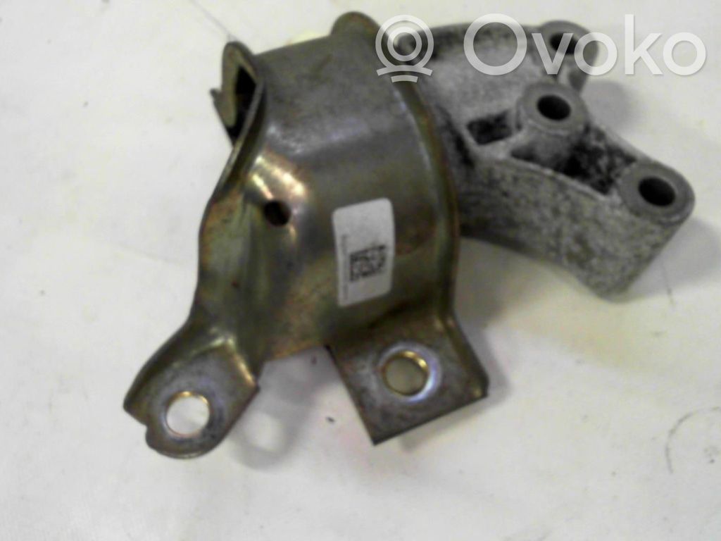 Fiat 500 Engine mount bracket 
