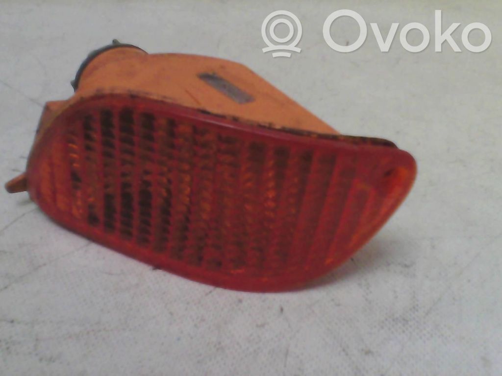 Ford Focus Front fender indicator light 