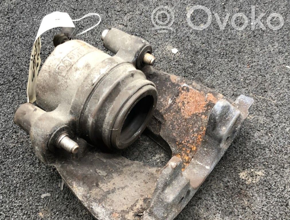 Ford Focus Передний суппорт 