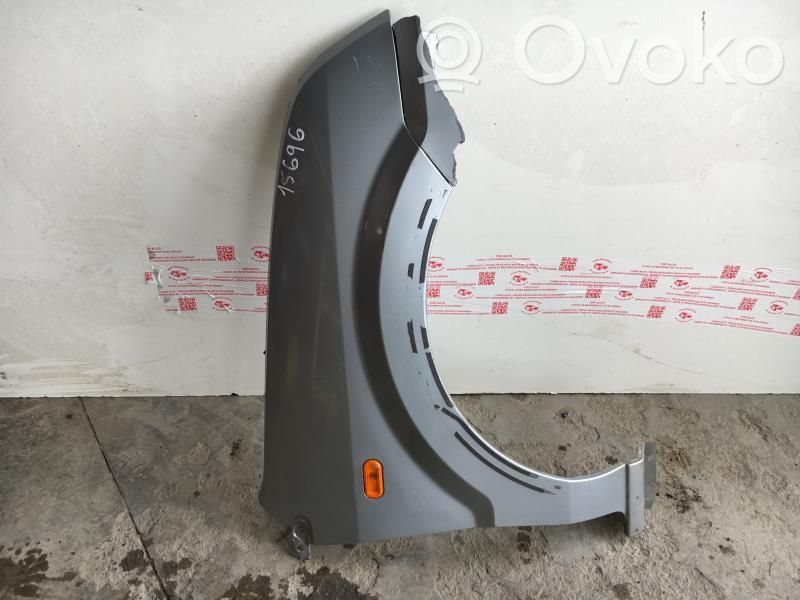 Ford Fusion Sparnas 