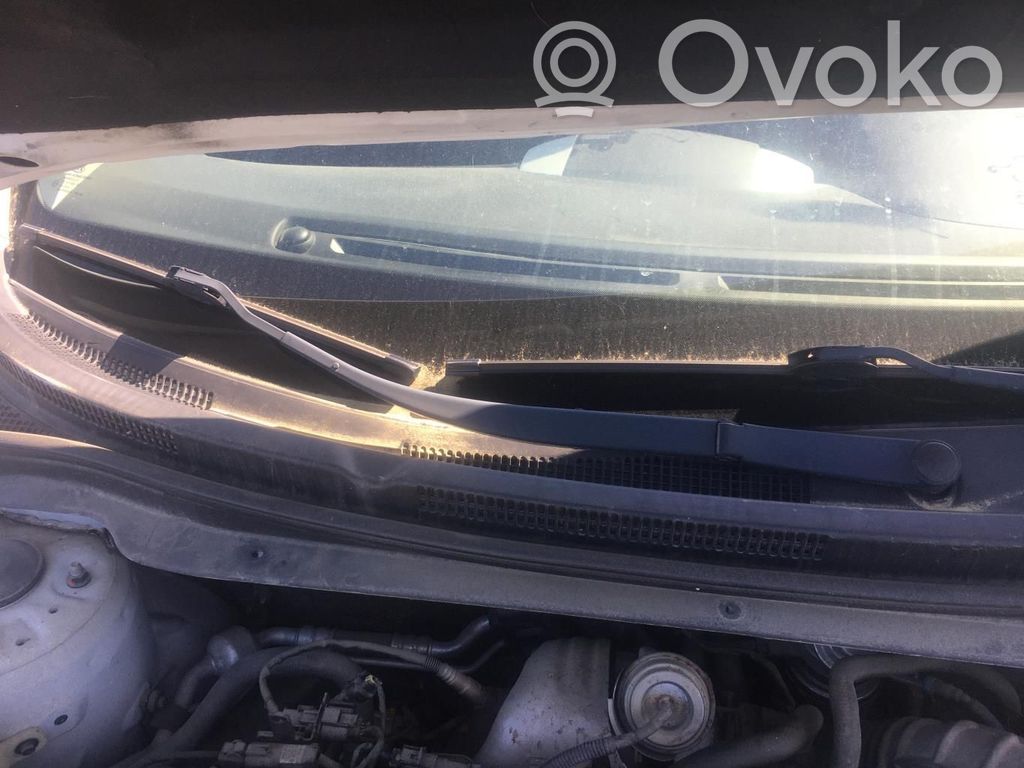 KIA Pro Cee'd I Front wiper blade arm 