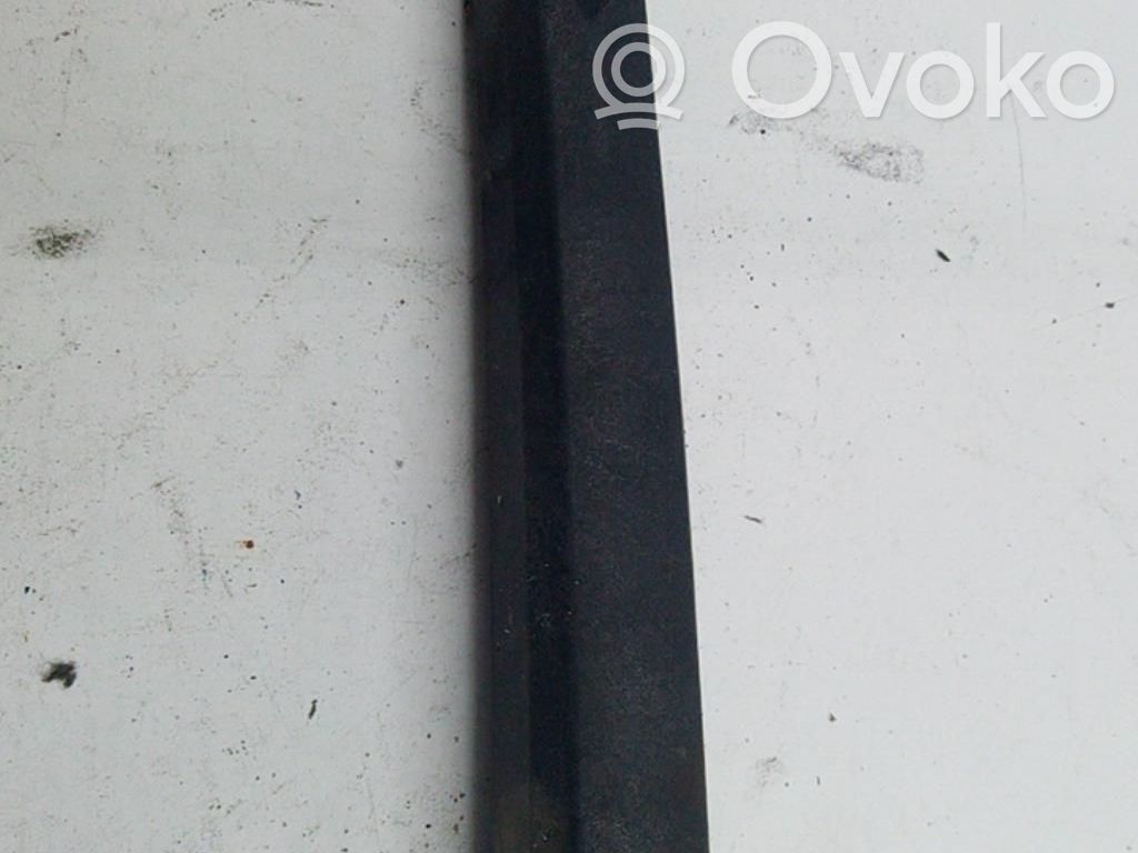 Mazda 5 Brazo del limpiaparabrisas trasero 