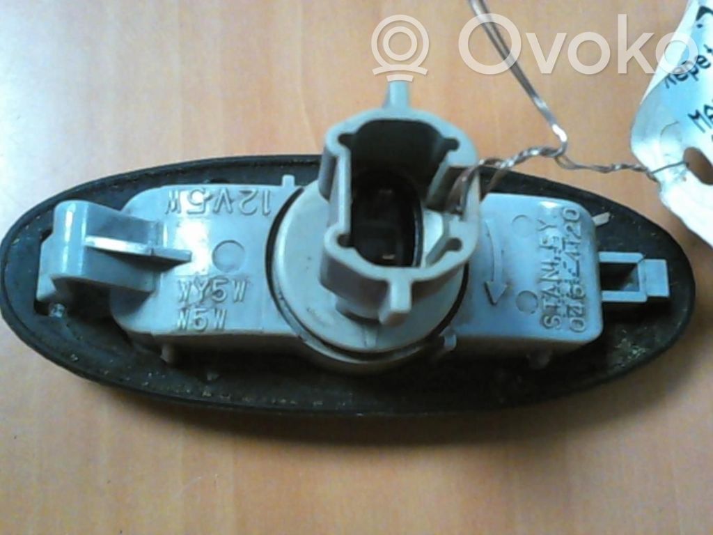Mazda Demio Front indicator light 