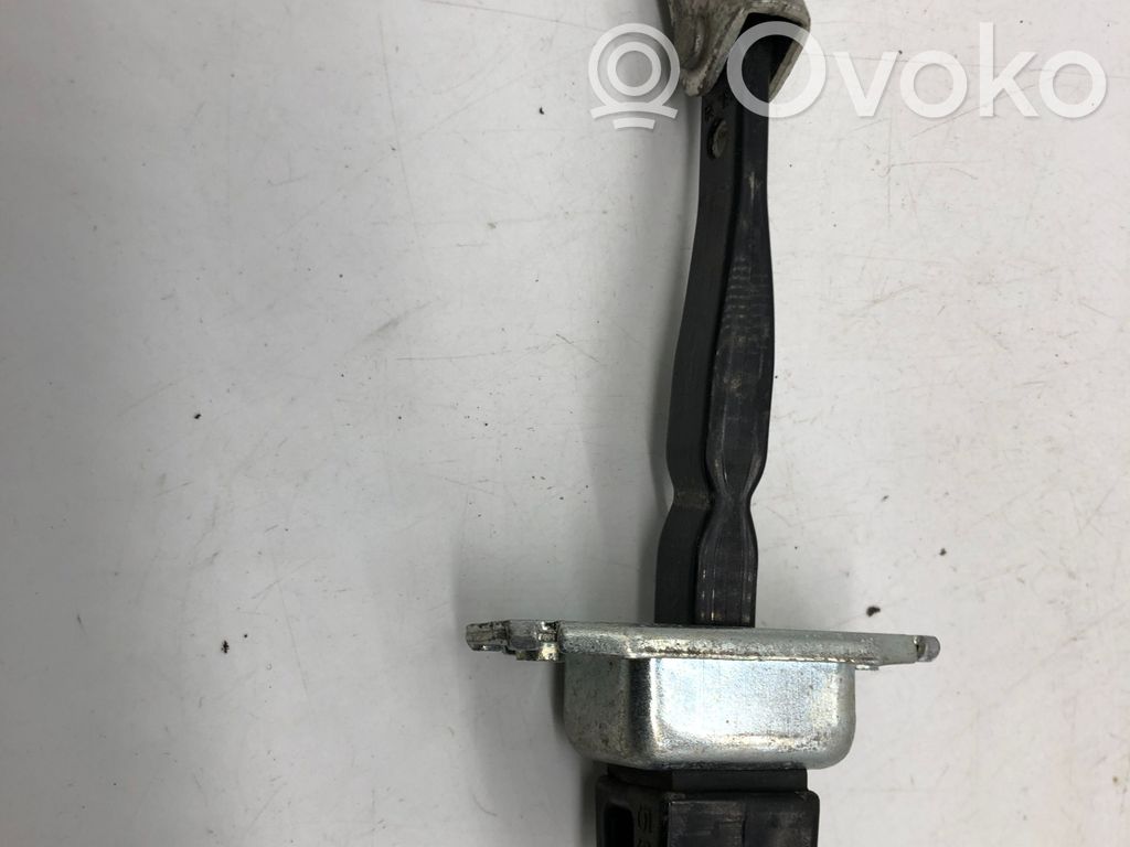 Mitsubishi ASX Etuoven pidätin 