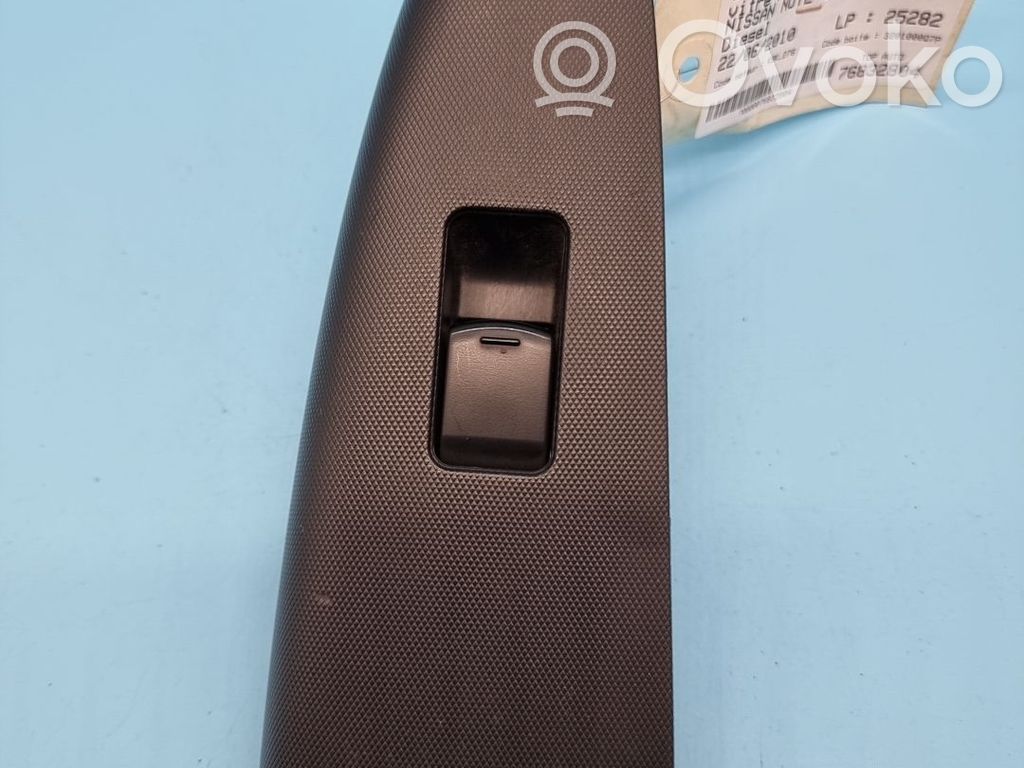 Electric window control switch   25411ED03A