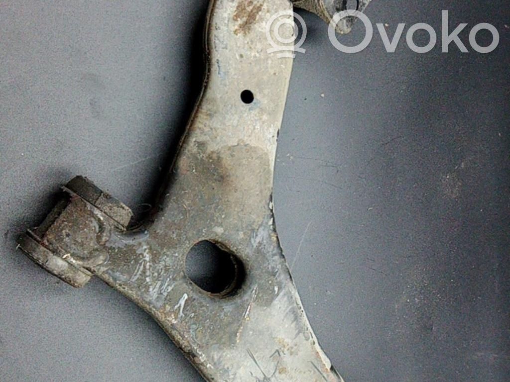 Ford Focus Front lower control arm/wishbone 