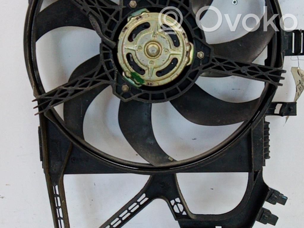 Opel Corsa C Elektrisks radiatoru ventilators 