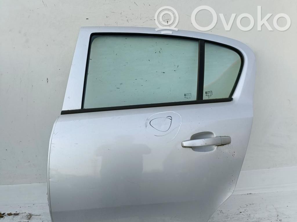 Opel Corsa D Galinės durys 