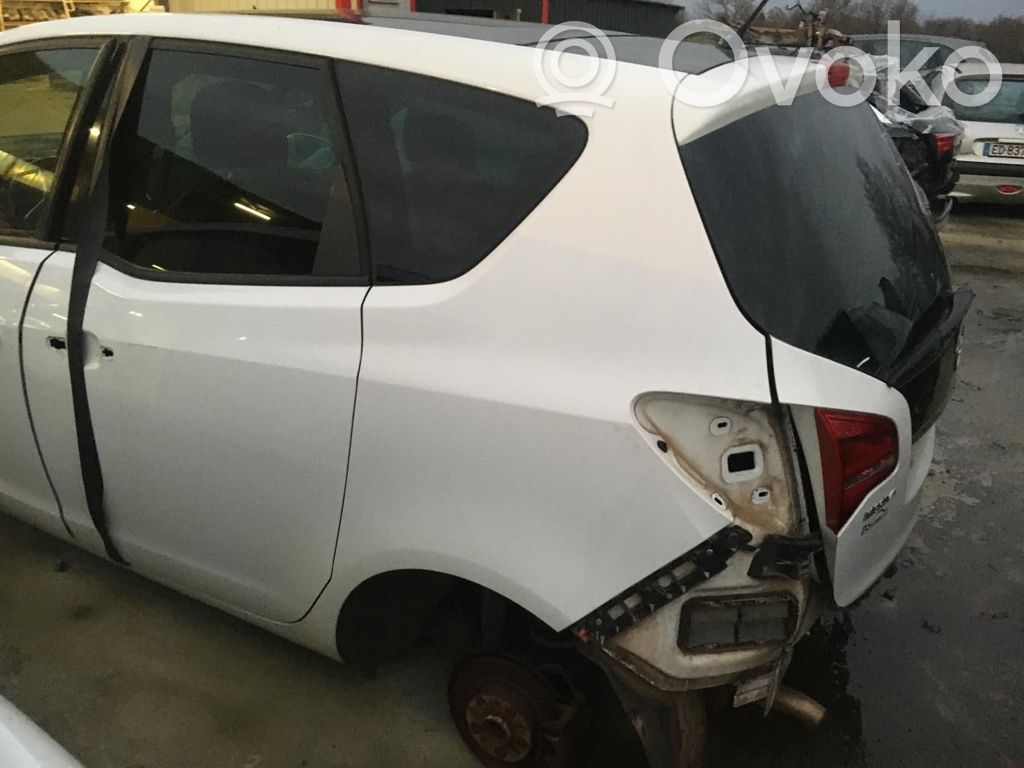 Opel Meriva B Takakulmapaneeli 