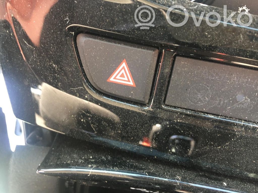Opel Mokka X Hazard light switch 