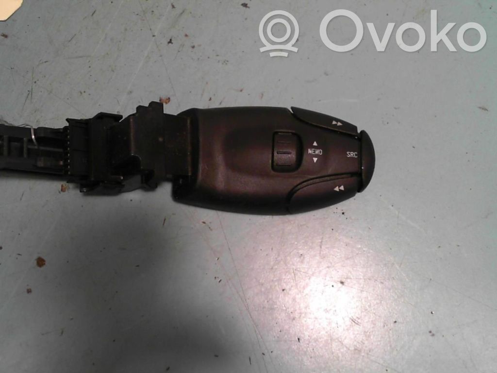 Peugeot 206+ Console centrale, commande de multimédia l'unité principale 