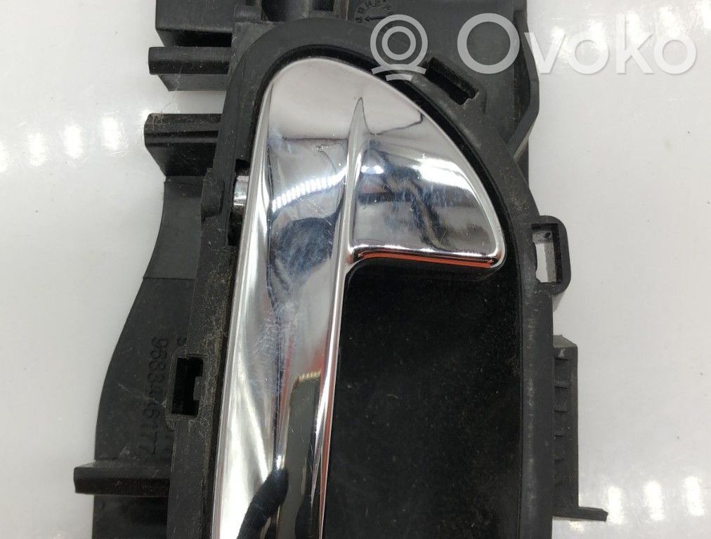 Peugeot 3008 I Front door interior handle 
