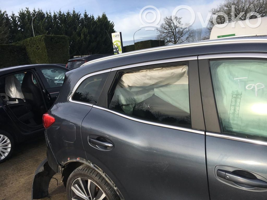 Renault Kadjar Takakulmapaneeli 