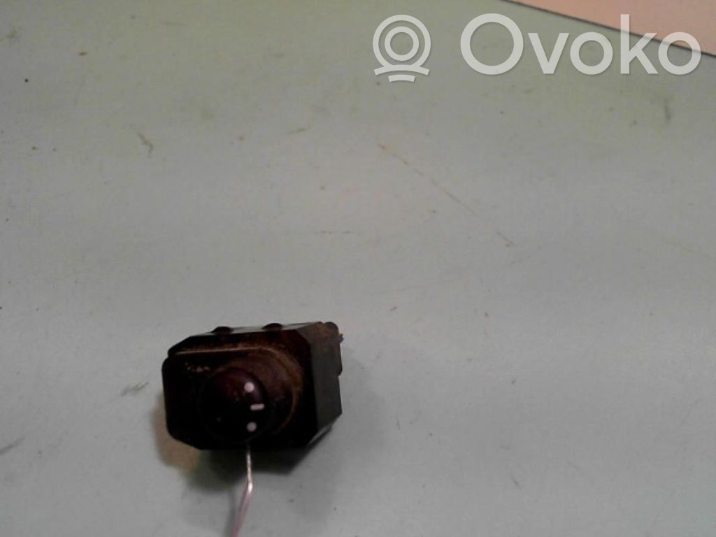 Suzuki SX4 Wing mirror switch 