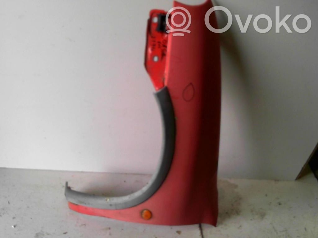 Opel Corsa B Sparnas 