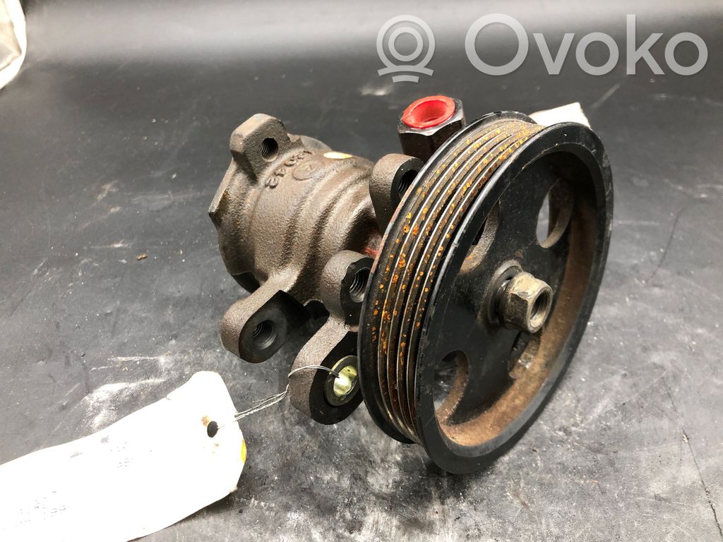 Opel Corsa B Ohjaustehostimen pumppu 