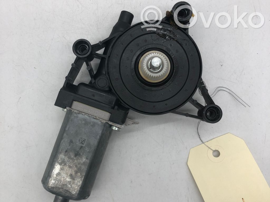 Citroen C3 Front door window regulator motor 