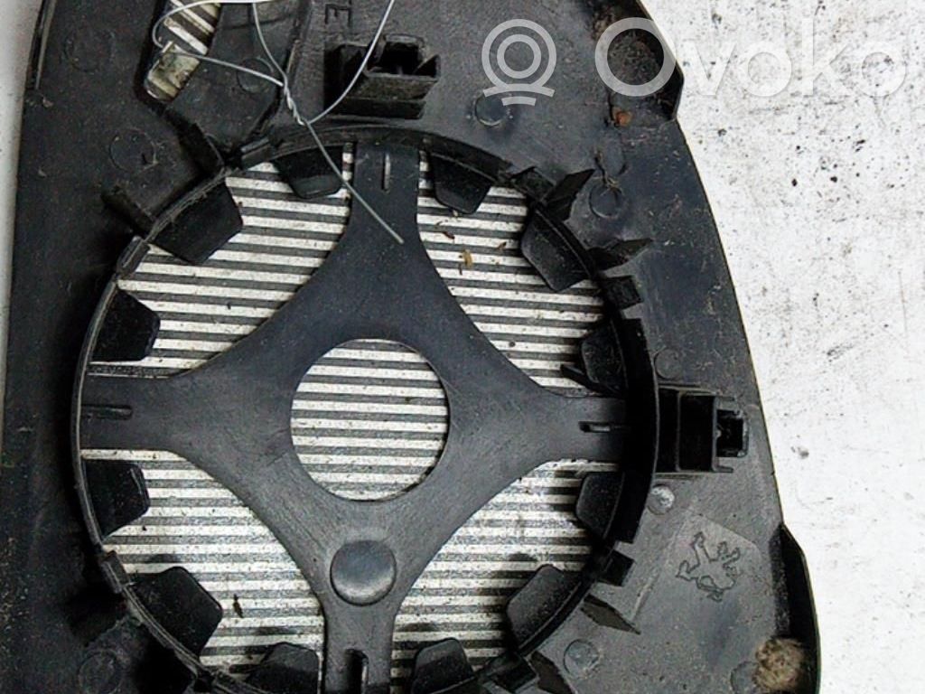 Peugeot 207 Spoguļa stikls 
