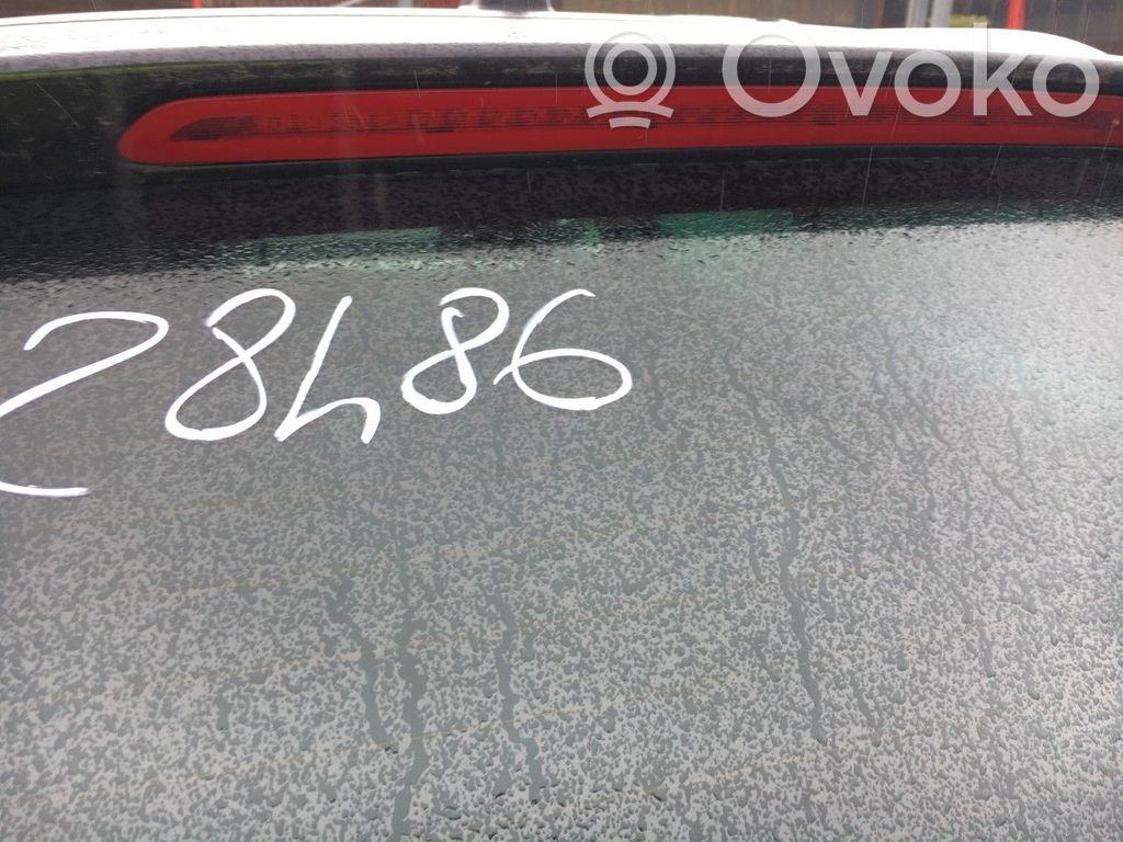 Volkswagen PASSAT B8 Trzecie światło stop 