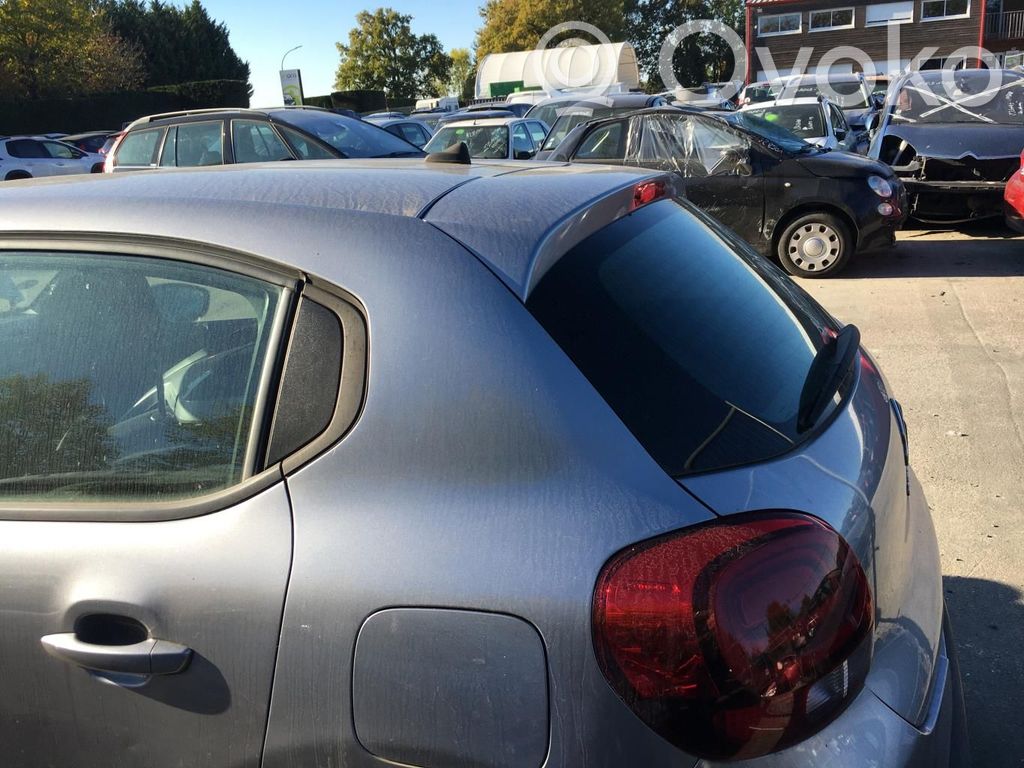 Citroen C3 Panel lateral trasero 