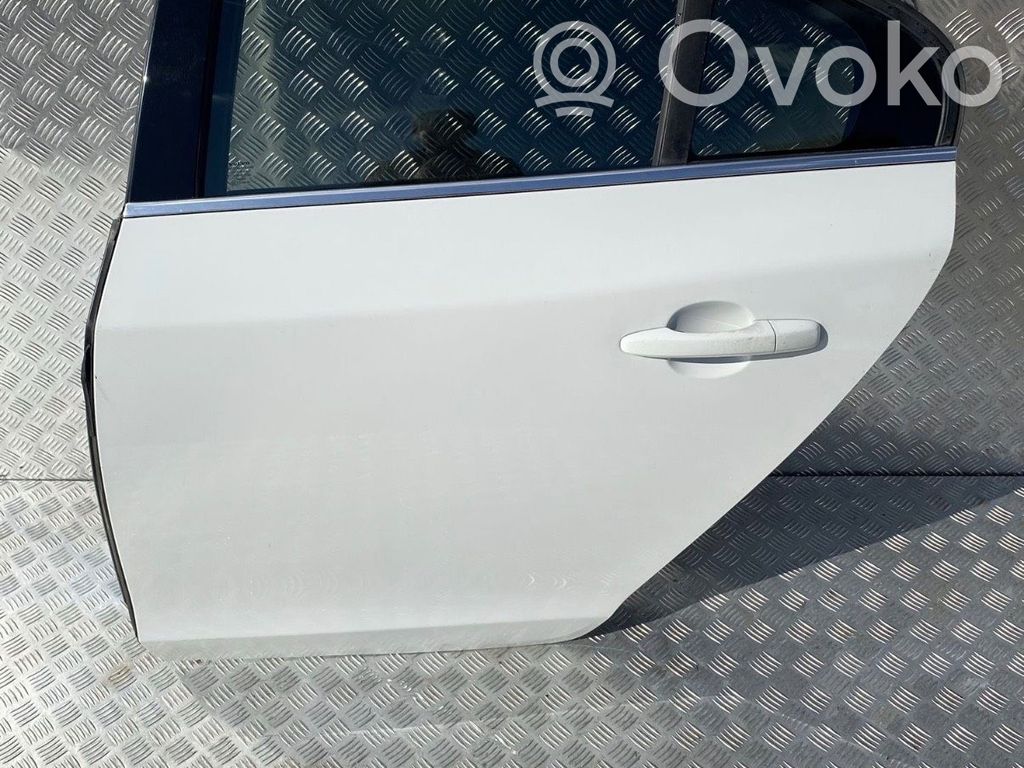 Rear door