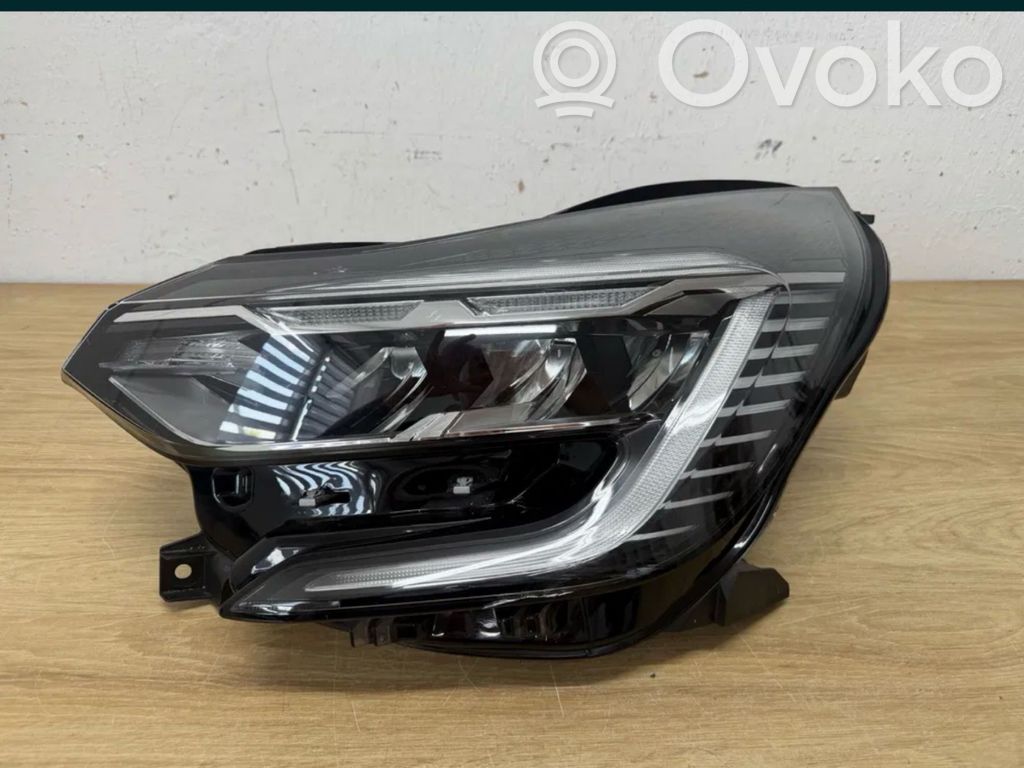 Renault Captur Scheinwerfer 